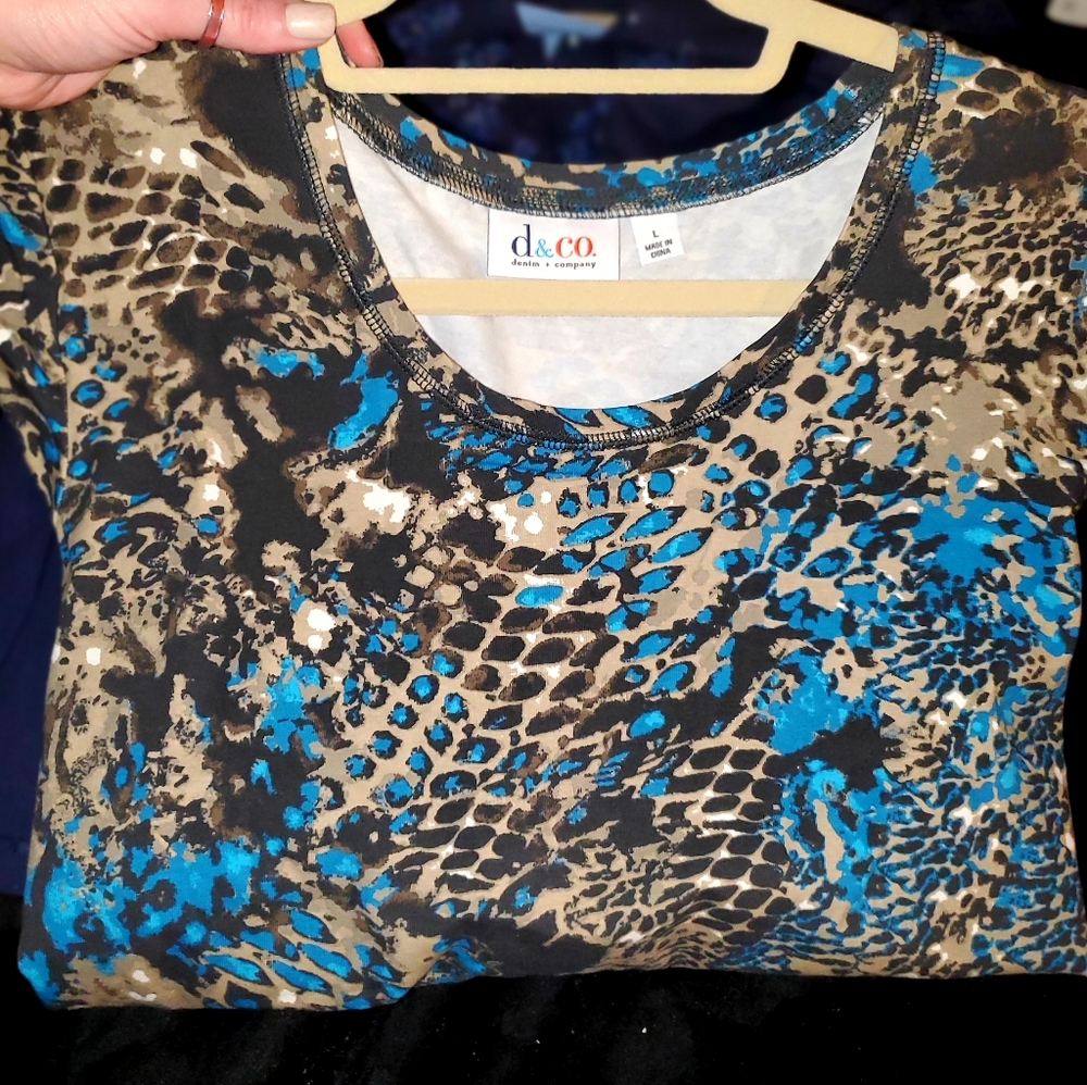 Brand new multi colored Denim Co blouse - Picture 5 of 10